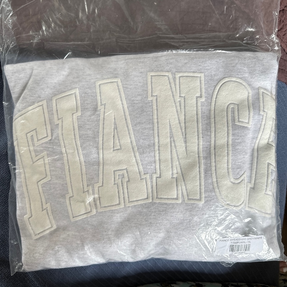 FIANCE SWEATSHIRT GREY/WHITE